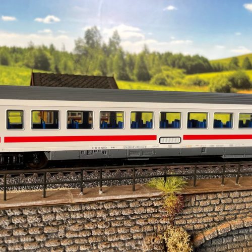 Piko IC Personenwagen 1.Klasse aus 59013